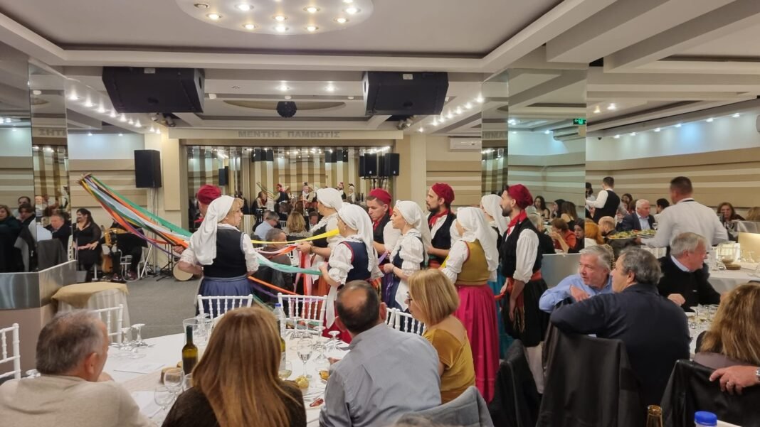 Αποκριάτικο χορός Συλλόγων Μαρλά - Μαμάδου & Πλατιά Φώτογραφία : Μιμης Περγαλης