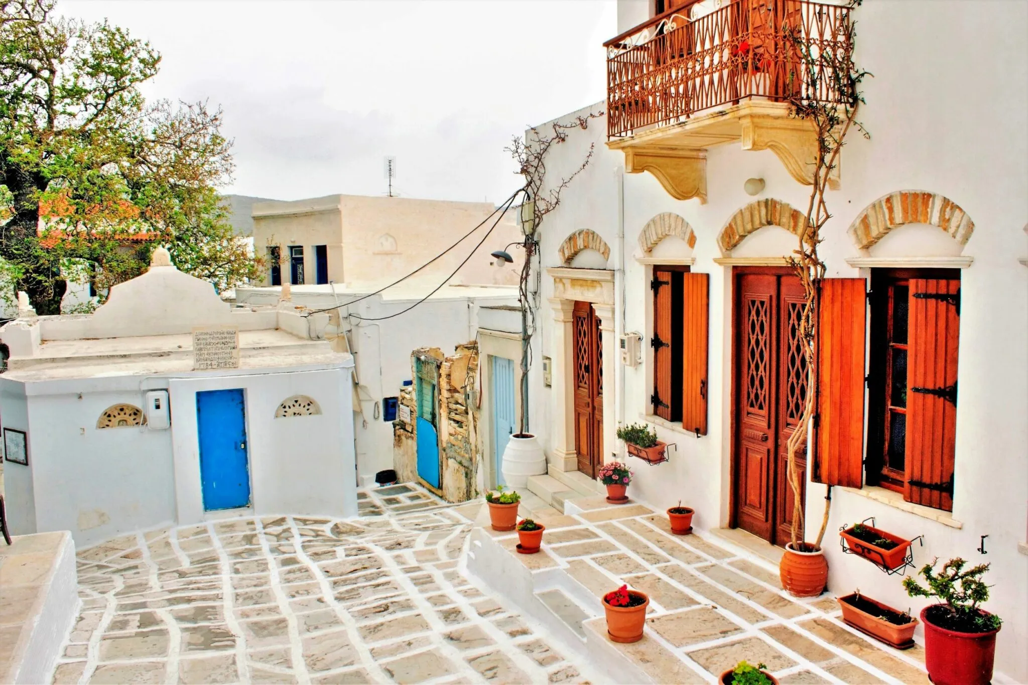 pirgos-tinos-2048x1365