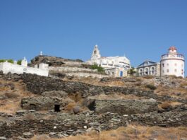 Εορτασμός παναγιας Καταπολιανης στα Υστέρνια Τήνου